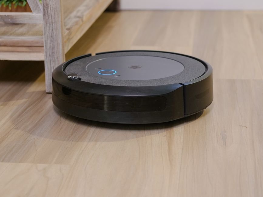 self-emptying robot vacuum with app no-go zones